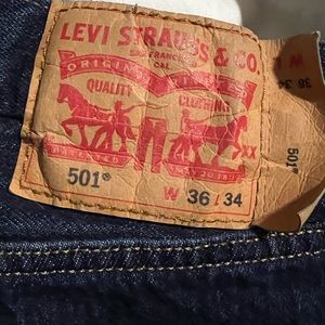 Men’s 36x34 new Levi’s button fly jeans